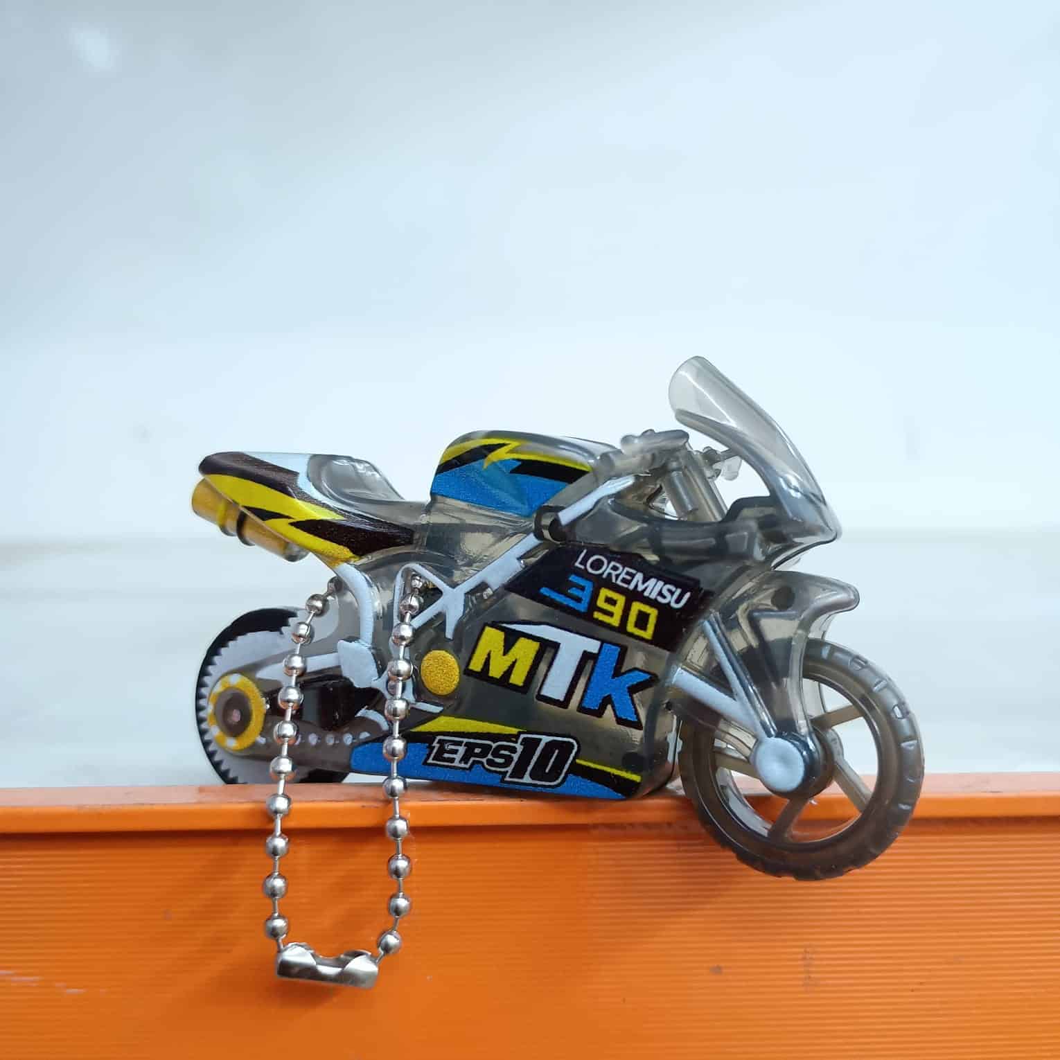 SPARK FIRE BIKE KEYCHAIN